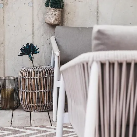 Apartahotel Grazios Luxusapartments Mit Dachterrasse Oder Garten, Kostenlose Parkplatze, E-tankstelle 2*