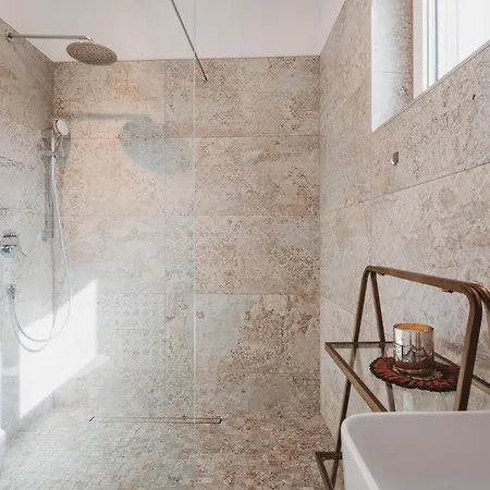 Grazios Luxusapartments Mit Dachterrasse Oder Garten, Kostenlose Parkplatze, E-tankstelle Apartahotel