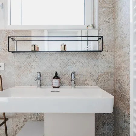Grazios Luxusapartments Mit Dachterrasse Oder Garten, Kostenlose Parkplatze, E-tankstelle Apartahotel Graz
