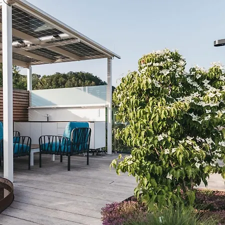 Grazios Luxusapartments Mit Dachterrasse Oder Garten, Kostenlose Parkplatze, E-tankstelle 2* Graz
