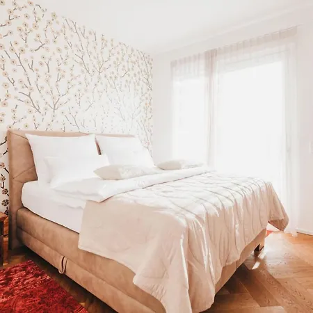 Grazios Luxusapartments Mit Dachterrasse Oder Garten, Kostenlose Parkplatze, E-tankstelle Apartahotel 2*