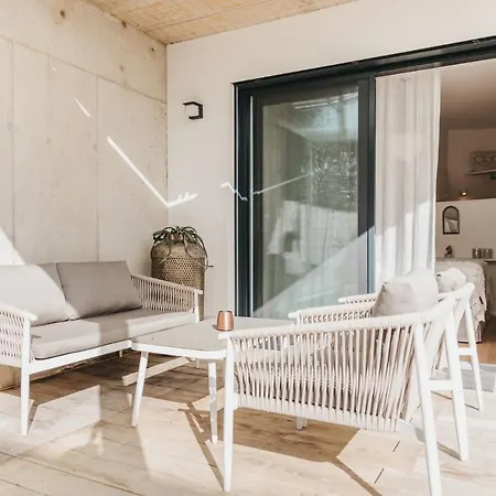 Graziös Luxusapartments Mit Dachterrasse Oder Garten, Kostenlose Parkplätze, E-tankstelle