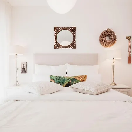 Graziös Luxusapartments Mit Dachterrasse Oder Garten, Kostenlose Parkplätze, E-tankstelle Graz