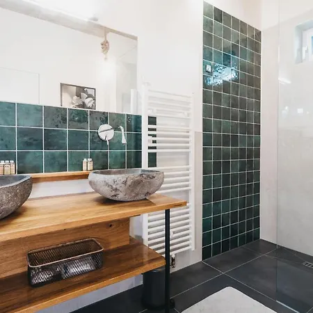 Apart Otel Grazios Luxusapartments Mit Dachterrasse Oder Garten, Kostenlose Parkplatze, E-tankstelle Graz