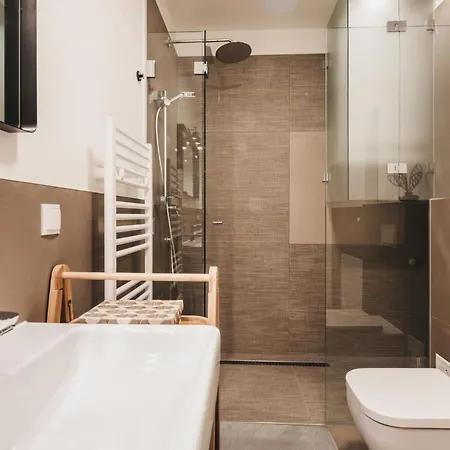 Grazios Luxusapartments Mit Dachterrasse Oder Garten, Kostenlose Parkplatze, E-tankstelle Aparthotel 2*