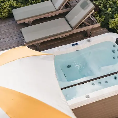 Grazios Luxusapartments Mit Dachterrasse Oder Garten, Kostenlose Parkplatze, E-tankstelle Apart Otel